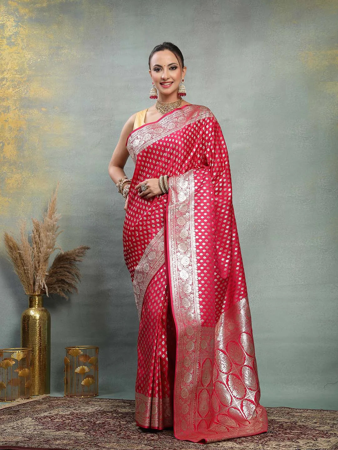 Rani Pink Soft Banarasi Silk Saree with Silver Zari Booti Weaving - Sukunj